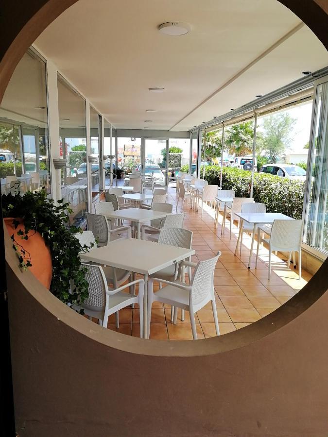 Hotel Diplomatic Riccione Exteriör bild