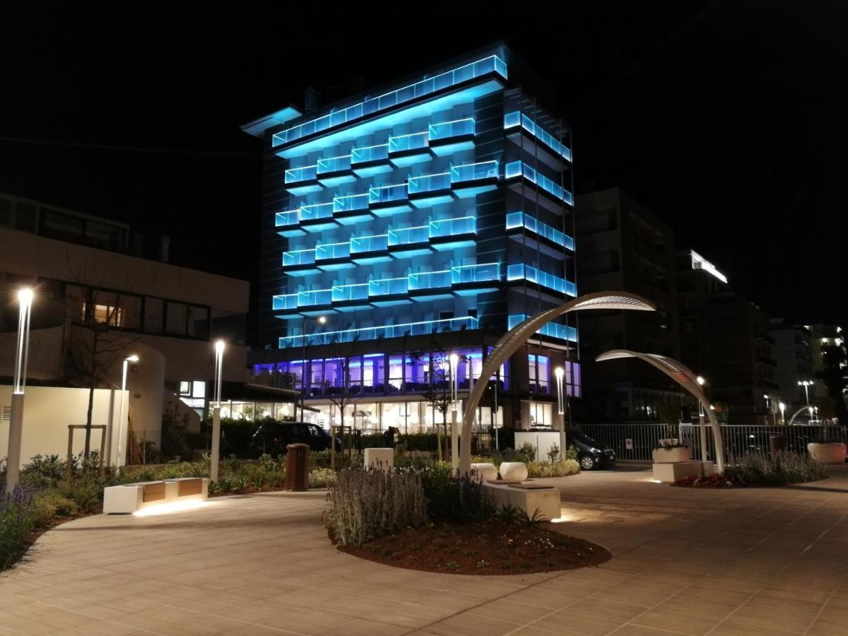 Hotel Diplomatic Riccione Exteriör bild