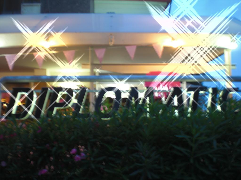 Hotel Diplomatic Riccione Exteriör bild