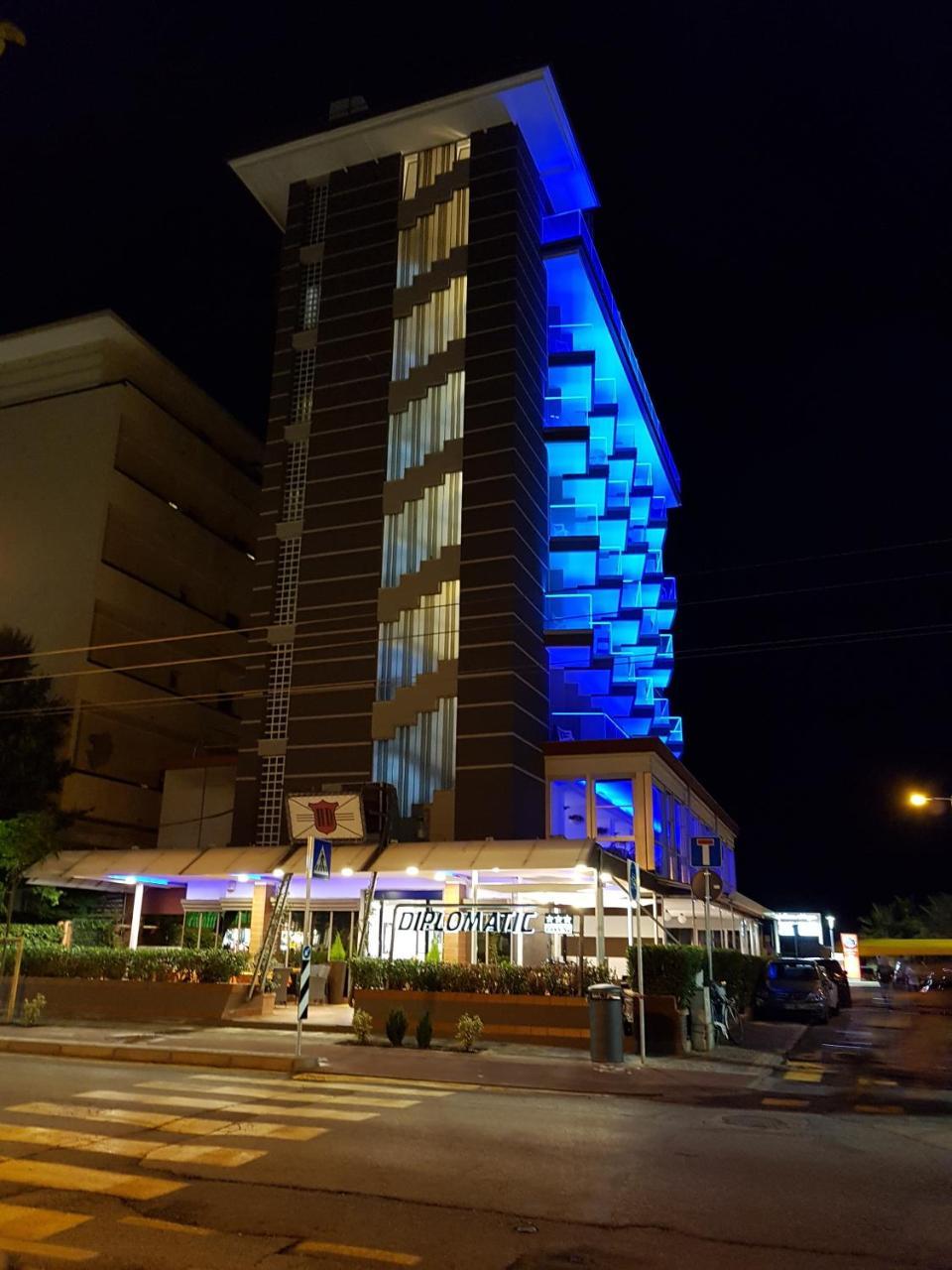 Hotel Diplomatic Riccione Exteriör bild